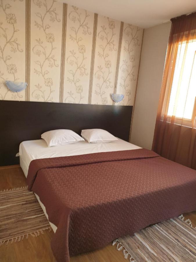 Guest House Taligarov ポモリエ エクステリア 写真