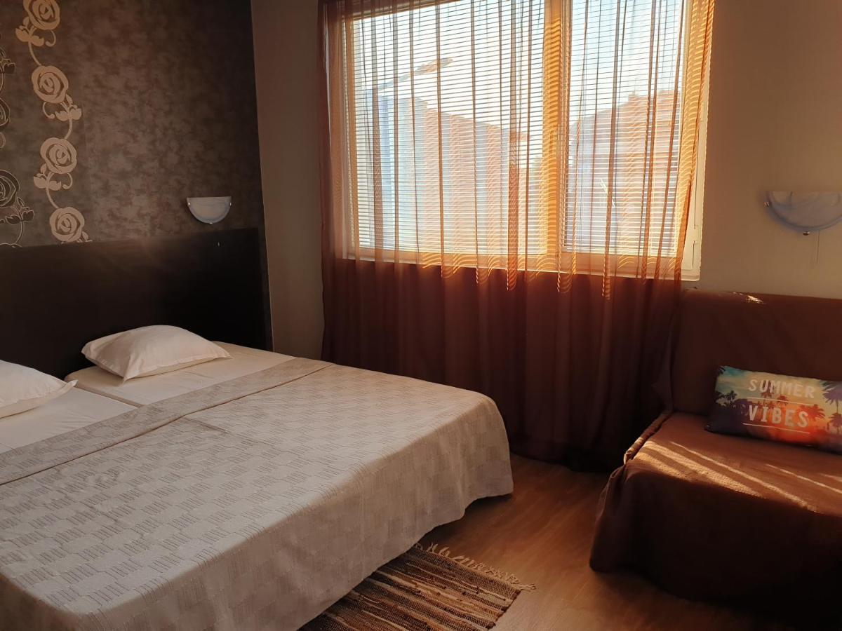 Guest House Taligarov ポモリエ エクステリア 写真